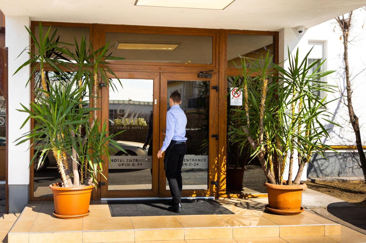 Dabas Hotel Exterior foto